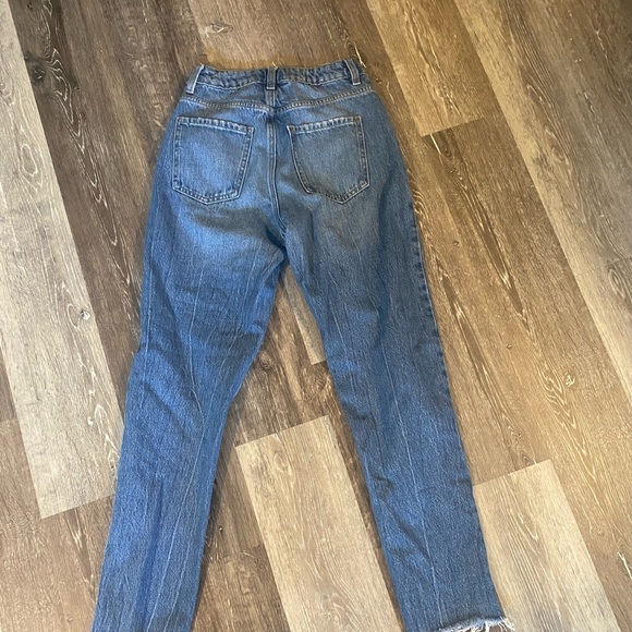 Garage Mom Jeans - Picture 4 of 5